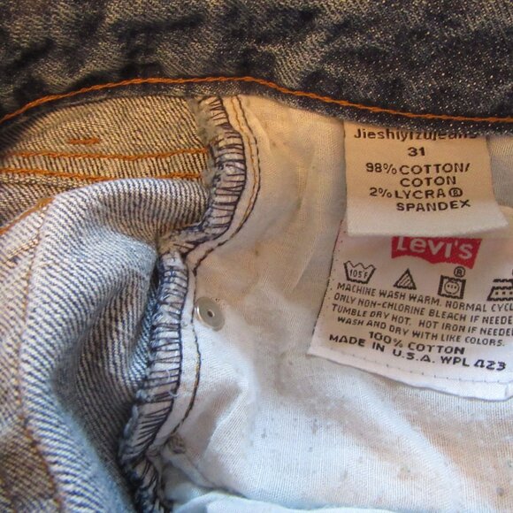 LEVI STRAUSS VINTAGE NEW PAIR OF JEANS & OTHER DESIGNER JEANS - Picture 3 of 4